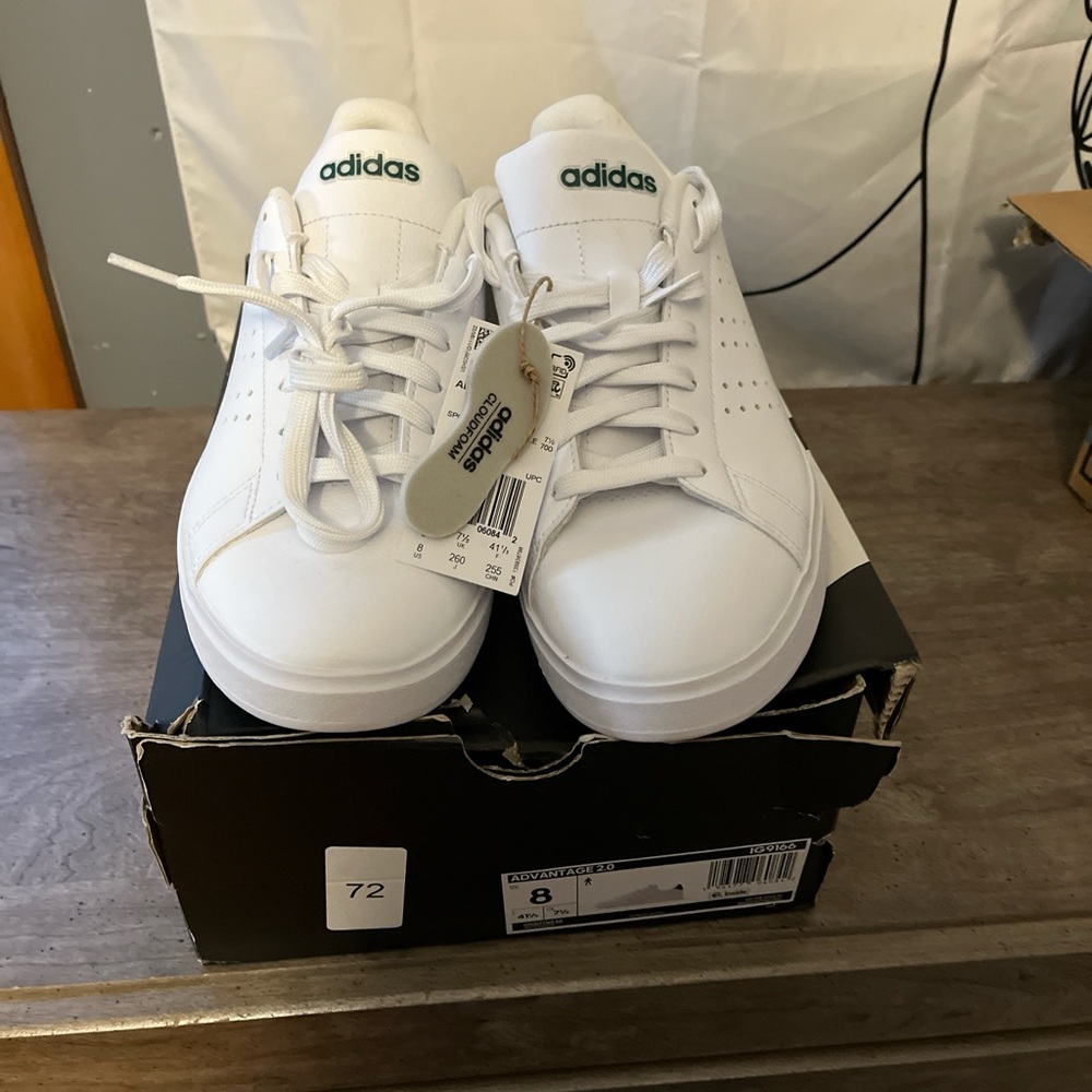 Adidas White Sneakers with Green Details unisex CLOUD FOAM